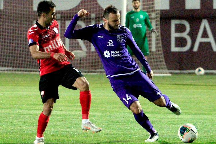 “Sumqayıt” saxladı – millimizin müdafiəçisini