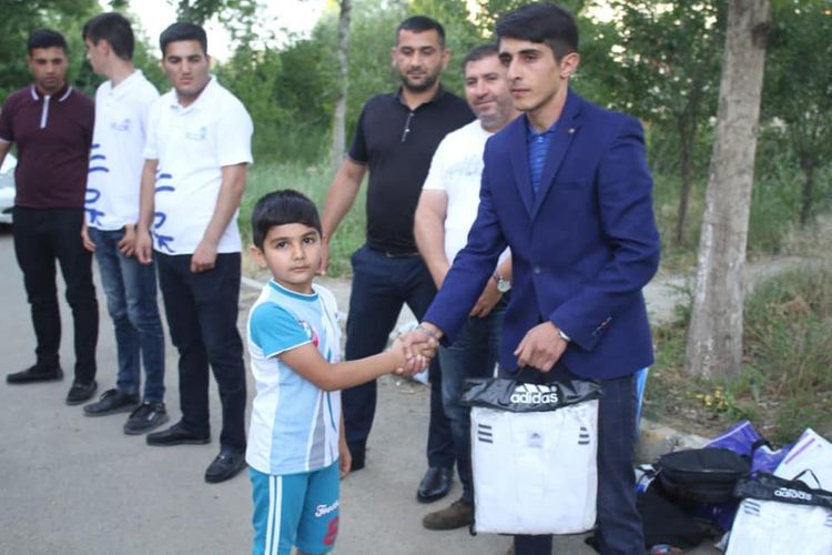 Azərbaycan Cüdo Federasiyası yeniyetmə cüdoçulara cüdoqilər verdi - FOTOSESSİYA