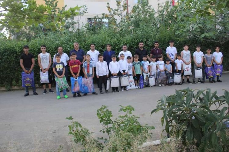 Azərbaycan Cüdo Federasiyası yeniyetmə cüdoçulara cüdoqilər verdi - FOTOSESSİYA