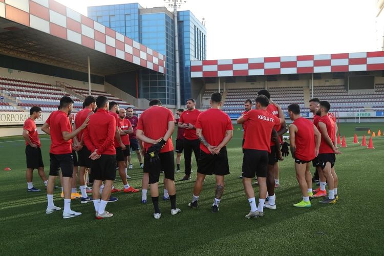 Melivilonu bəyənmədi, İrandan hücumçu gətirir – “Keşlə”