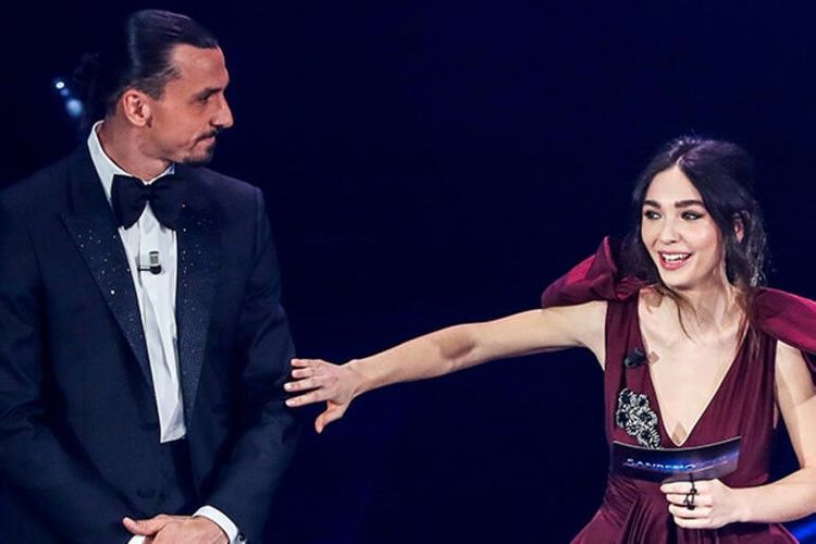 “Məni qonaq etmək sizin üçün fəxrdir” – özündən razı Zlatan
