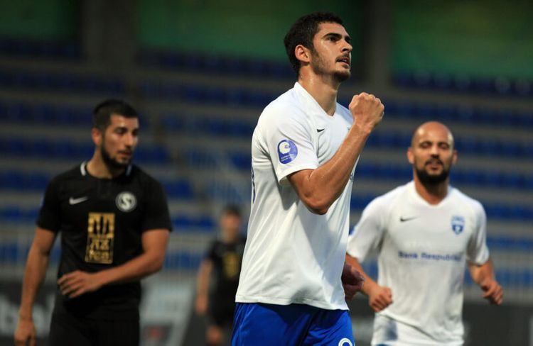 “Ramil Şeydayevi artıq “sındırıblar”, belə bir futbolçumuz yoxdur” – Vaqif Cavadov