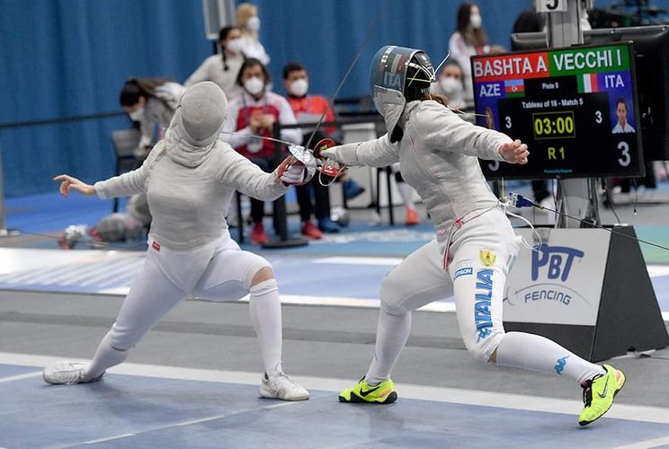 “10-luğ”a da düşə bilmədi - qılıncoynadanlarımız