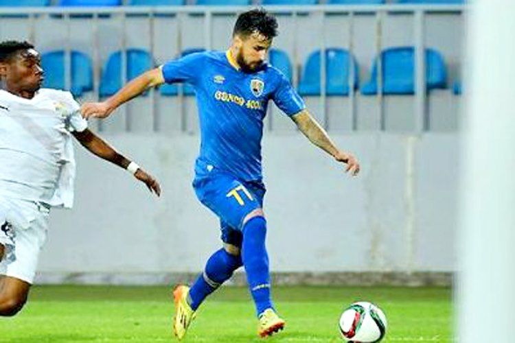 “Kəpəz”dəki maaşını açıqladı – portuqaliyalı futbolçu
