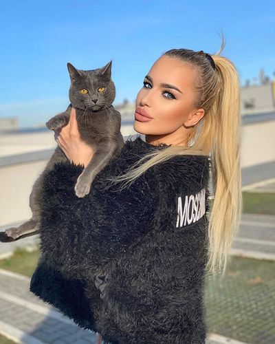 “Mənə onu yoldan çıxarıb, bunu videoya çəkməli olduğumu dedi” - FOTOSESSİYA