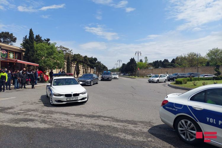 Azad Rəhimov dəfn edilib - FOTO - YENİLƏNİB