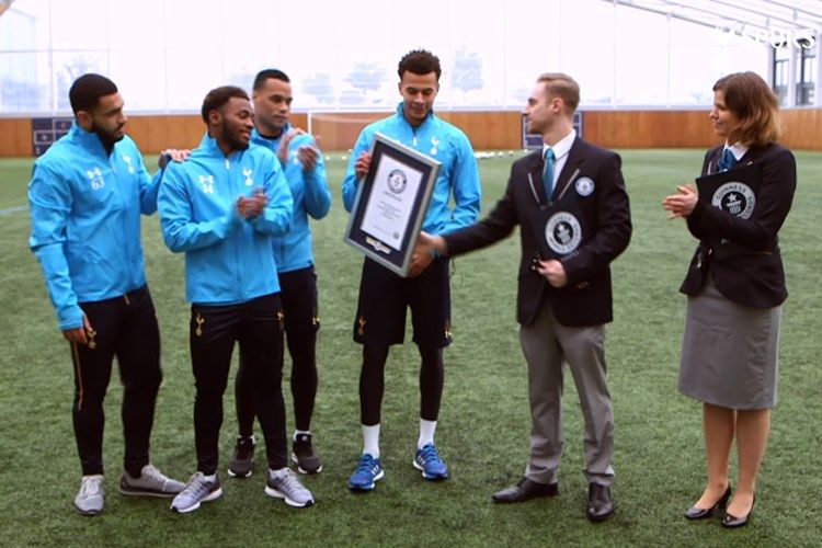 Ginnesin Rekordlar Kitabına düşən sürpriz futbolçular - ADLAR