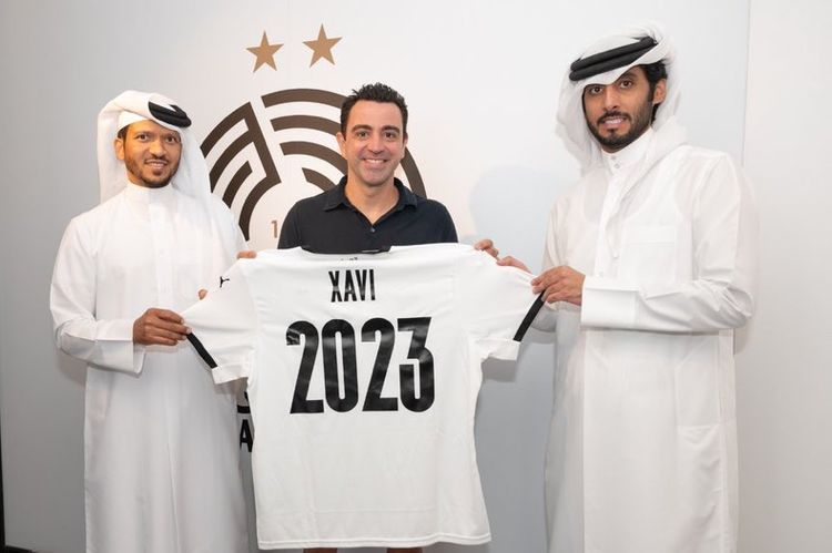Yeni müqavilə bağladı - Xavi