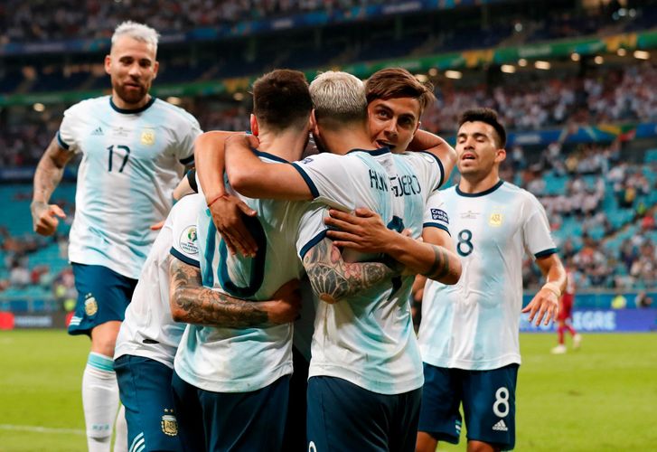 Messi milliyə çağırıldı – Çili və Kolumbiya ilə oyunlar üçün