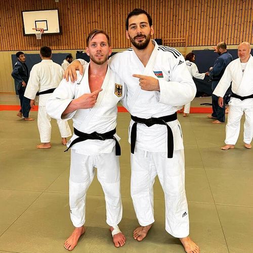 Yığmamız Olimpiadaya Hennefdə hazırlaşır - FOTOSESSİYA