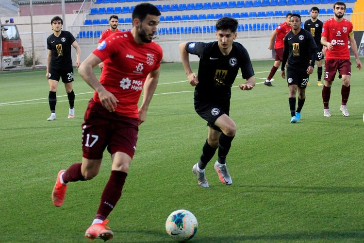 Daha 3 futbolçunu milliləşdirdi - AFFA