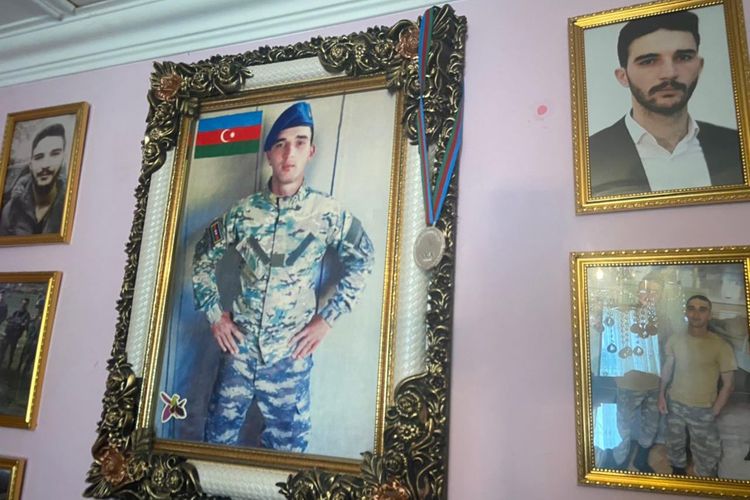 “Ot kökü üstə bitər” – “Qarabağ” şəhidin medalını ailəsinə verdi