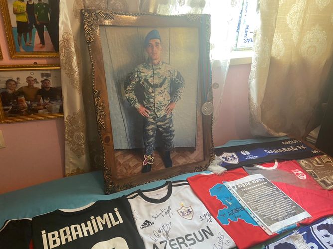 “Ot kökü üstə bitər” – “Qarabağ” şəhidin medalını ailəsinə verdi