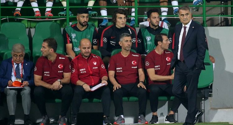 “Azərbaycanla oyun dostluq çərçivəsində olacaq” – baş məşqçi