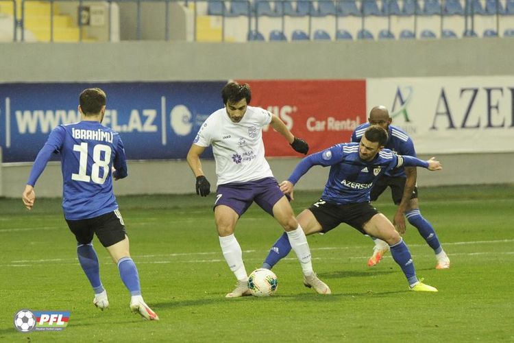 Əks qütblərdə - “Sumqayıt”la “Qarabağ”