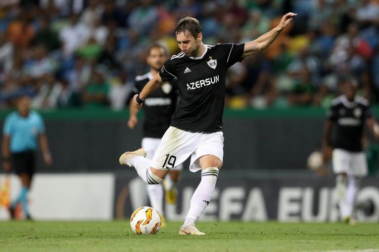 Ozobiçlə Əliyev fasiləyə cəzalı yollandı