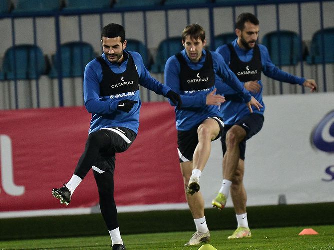 De Byazi Azərbaycanda ilin futbolçusunu açıqladı