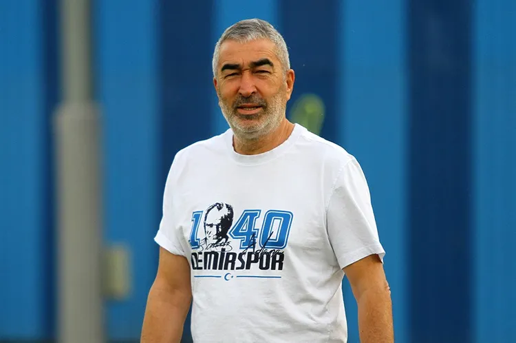 Aybaba mətbuatı qınadı: “Elə bil başqa adamla danışıb mənim adımdan yazırlar”