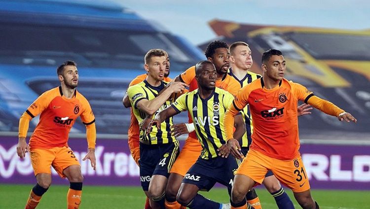 “Qalatasaray” – “Fənərbaxça”: İstanbul derbinin STATİSTİKASI