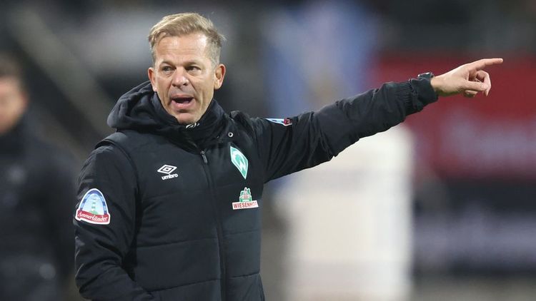 “Verder” saxta sənədə görə məşqçilərini qovdu