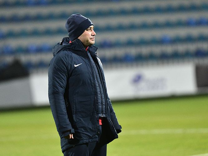 Yığmamızın baş məşqçisi: “Bu cür məğlubiyyətlər futbolçulara mənfi təsir edir”