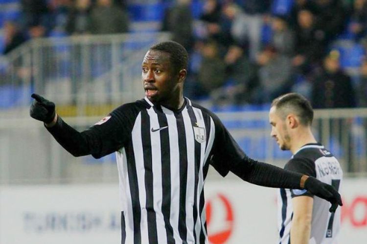"Neftçi"nin futbolçusu xəstəxanalıq oldu - iki barmağı qırılıb