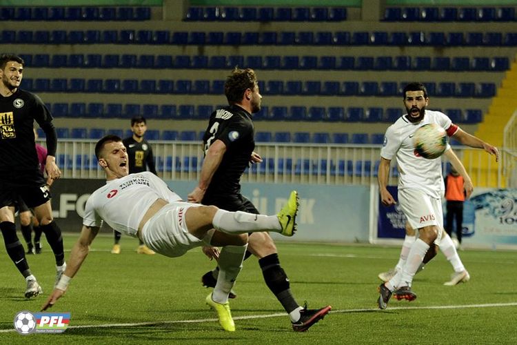 “Neftçi” 3 qolla liderliyə yüksəldi, “Sabah” uduza-uduza gedir - YENİLƏNİB