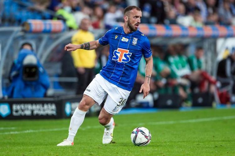 “Qəbələ”nin sabiq futbolçusu həbs olundu