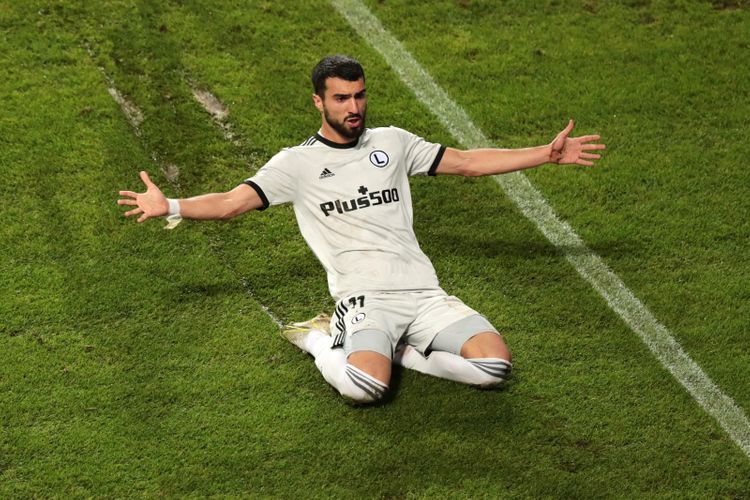 Mahir Emrelinin transfer qiyməti artdı - MƏBLƏĞ