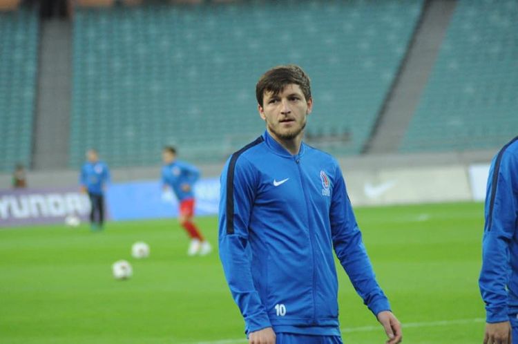 Millimizin sabiq futbolçusu: “De Byazi kimi əcnəbidənsə, yerli yaxşıdır”