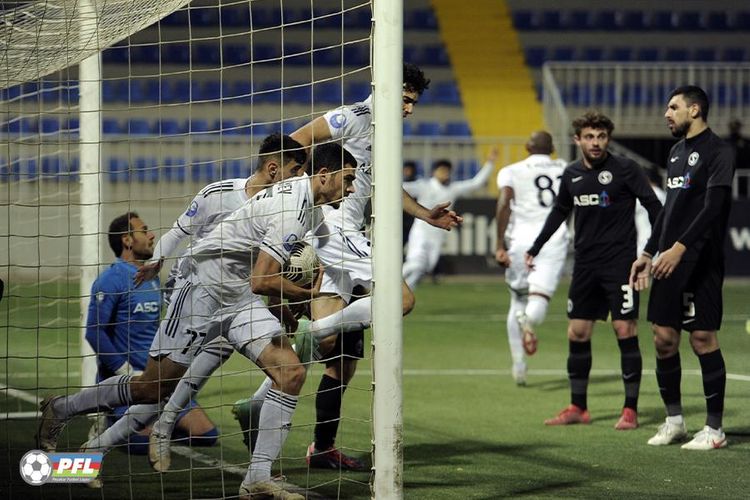 332 gün, 40 oyun – “Qarabağ”a verilən “3”
