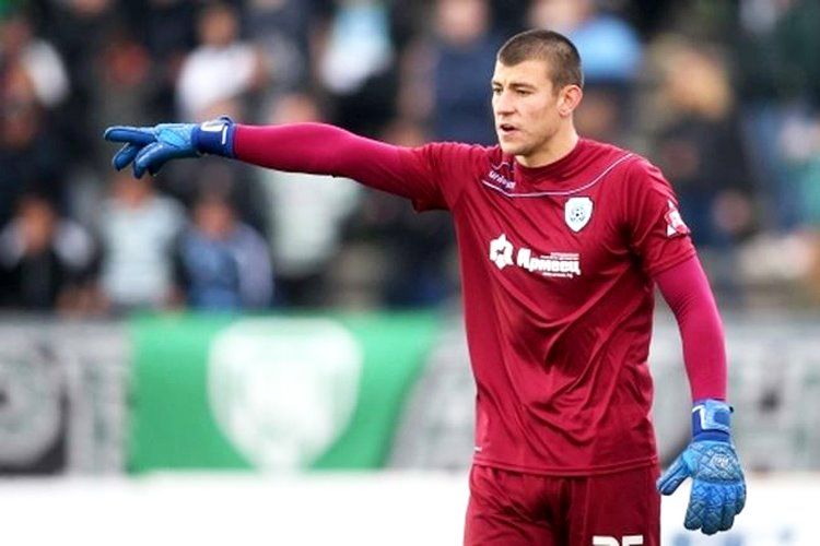 “Neftçi” bolqarıstanlı qapıçı ilə maraqlanır – YALNIZ BİZDƏ