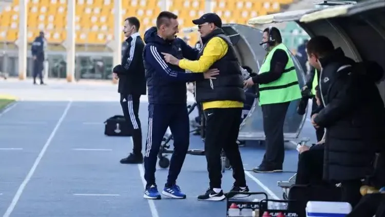 Baş məşqçiyə 2 illik cəza