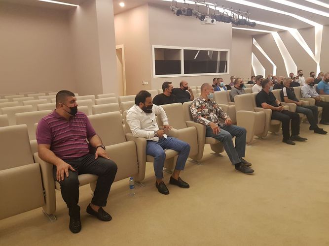 Boks Federasiyasında iclas – Lorenzo Sotomayor karyerasını bitirdi