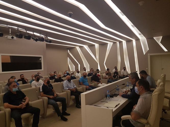 Boks Federasiyasında iclas – Lorenzo Sotomayor karyerasını bitirdi