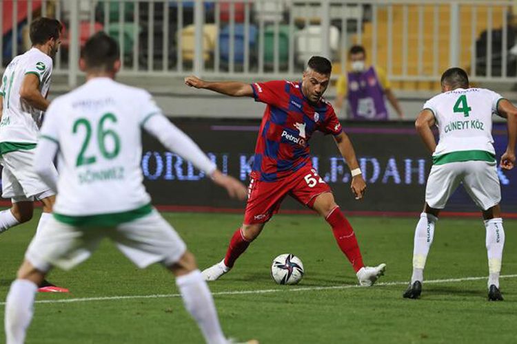 20 illik antirekordu təkrarladı – Namik Ələskərovun komandası