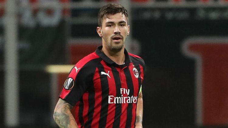 “Milan”dan gedəcək – azad agent kimi