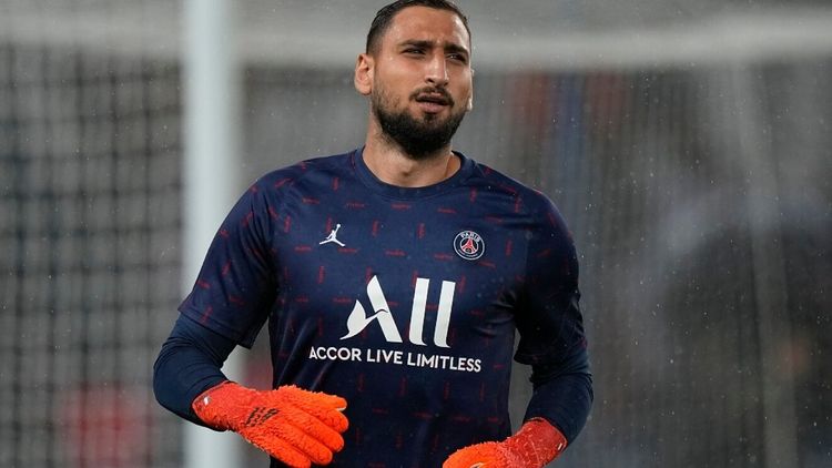 İtaliyaya qayıdır? – Donnarumma