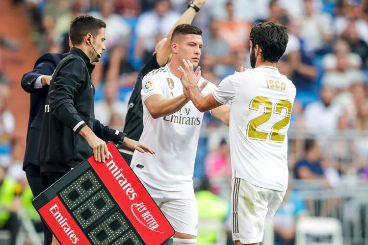 “Real”ın futbolçularını aparır – Benites