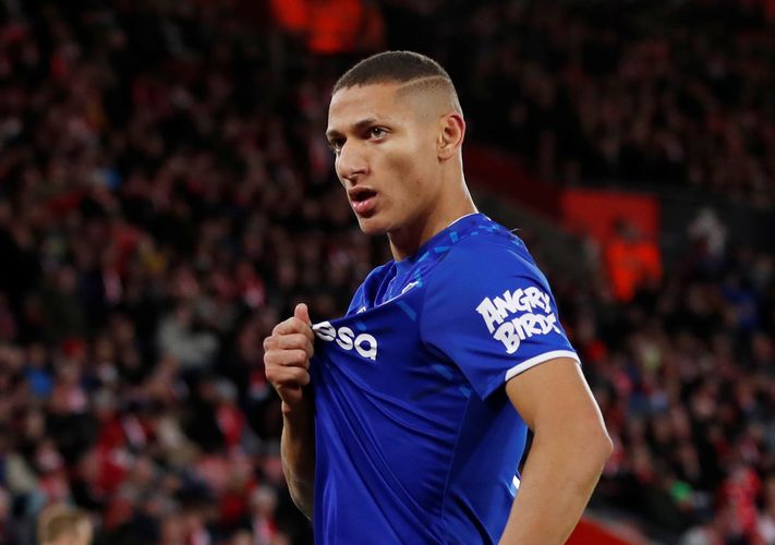 Rişarlison “Everton”dan ayrılacağını təsdiqlədi