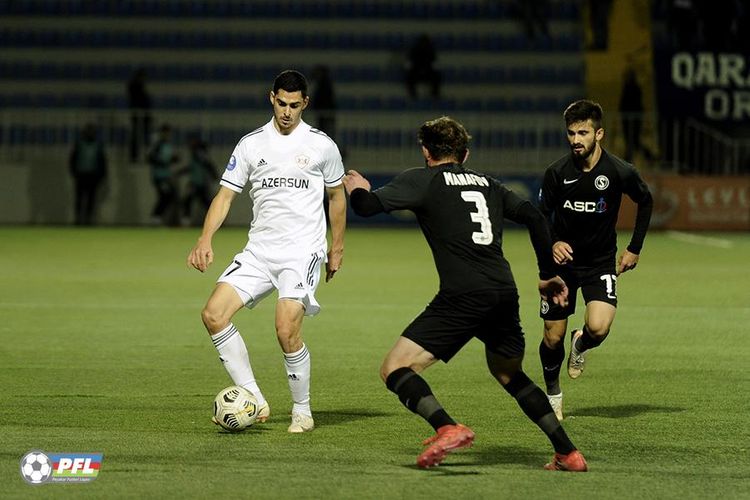 “Qarabağ”dan darmadağın, “Sumqayıt” evdə biabır oldu