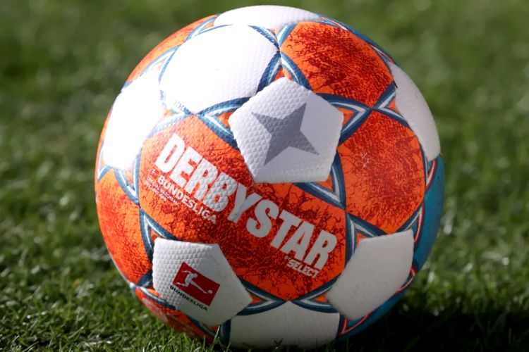 Bir mövsümdə 30 qola çatanlar – Bundesliqa tarixində