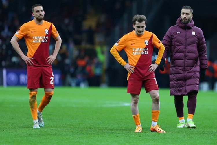 “Qalatasaray”da derbi öncəsi ciddi itki