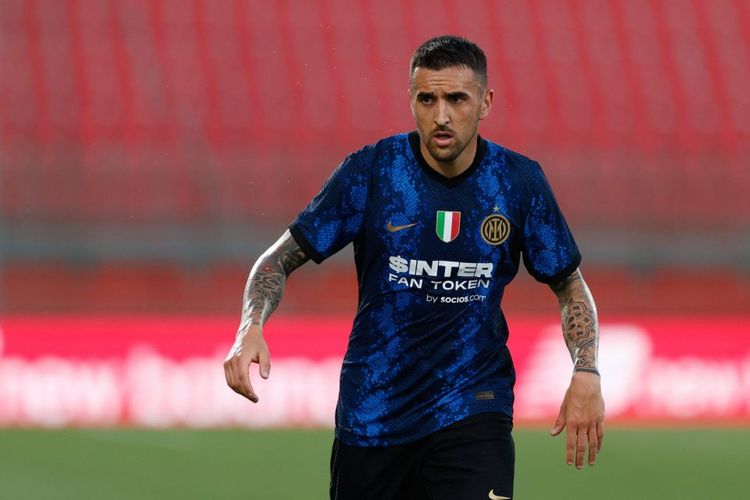 “Latsio” “İnter”in futbolçusuna elçi düşdü