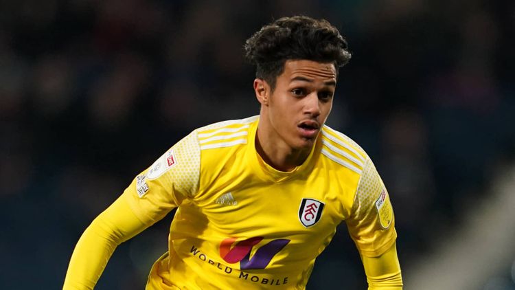 “Liverpul”dan hücumçu transferi