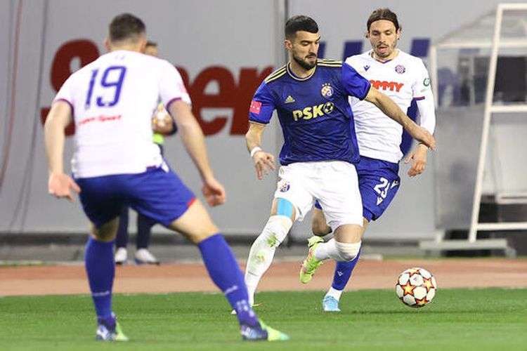 Mahir Emreli “Dinamo”da qol hesabını açdı