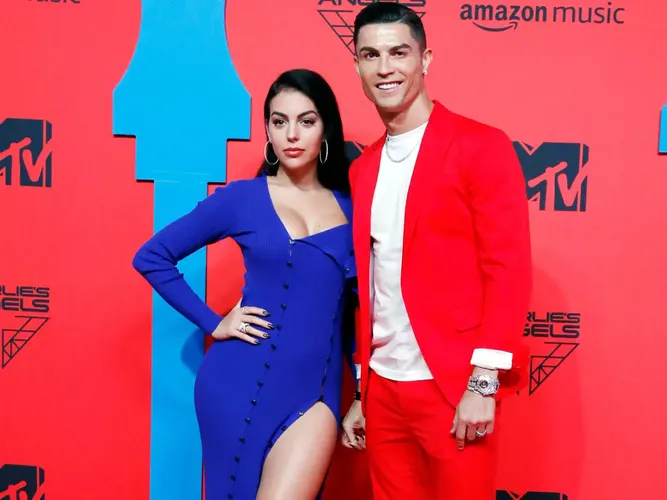 Əlçatmaz RONALDO