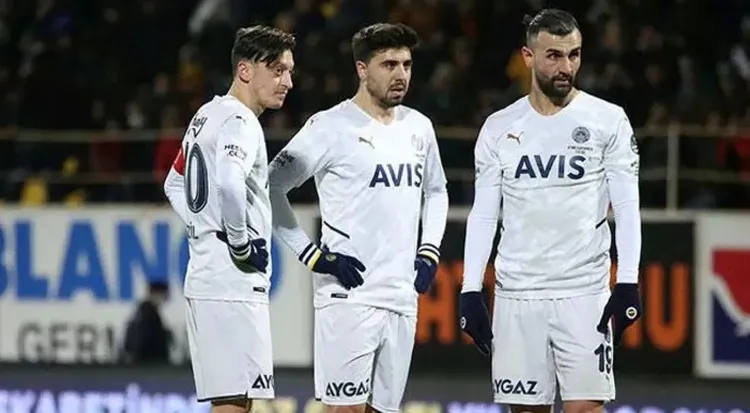 “Fənərbaxça”dan “Beşiktaş”a