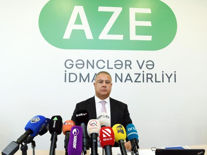 Daha bir federasiyada prezident vəzifəsində qaldı