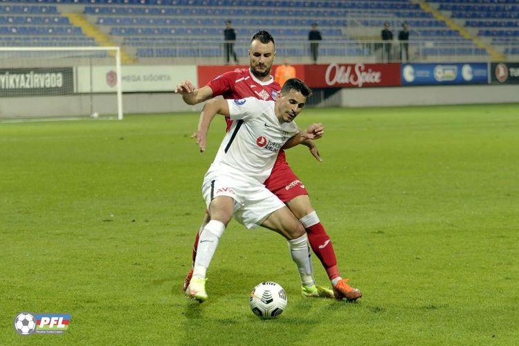 “Qarabağ” finalın bir addımlığında, paytaxt derbisində qolsuz sülh